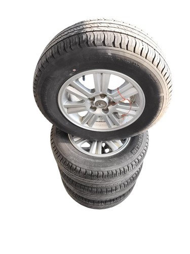 Set cerchi originali gomme - +,